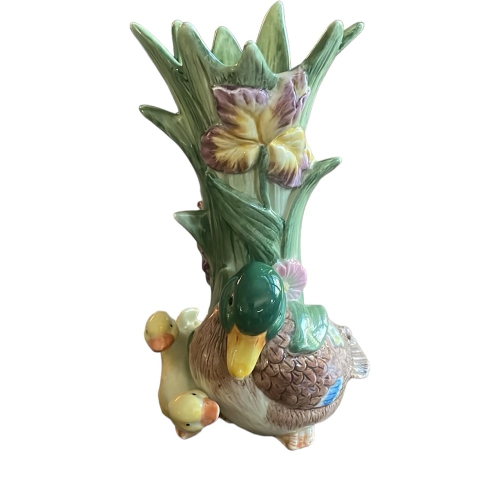 Fitz and Floyd Vintage Mama Duck Babies Flower Bud Vase Purple Natures Treasures